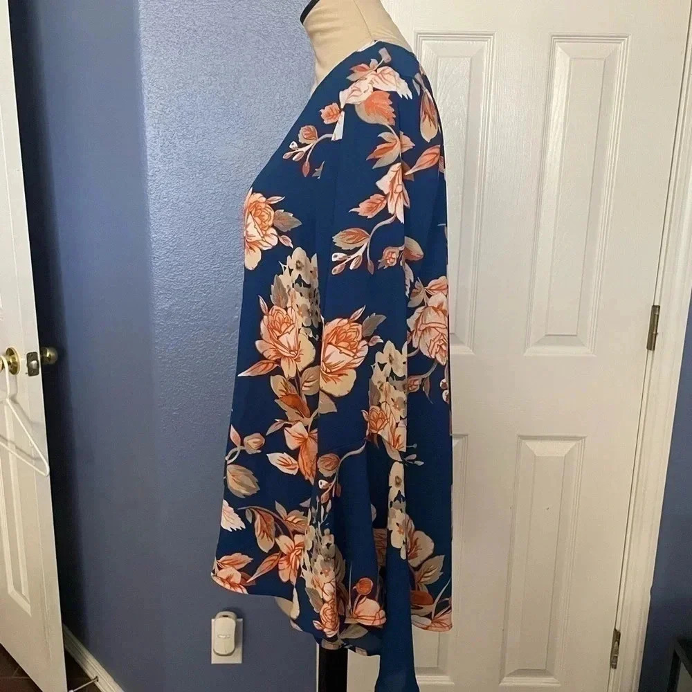 Navy Floral Bell Sleeve Top - Picture 8 of 11